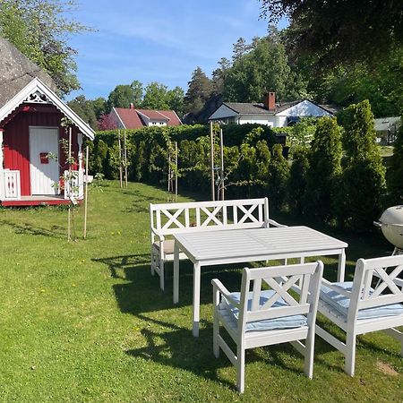 Guesthouse - Near City Center- Parking Available Sandefjord Exterior foto